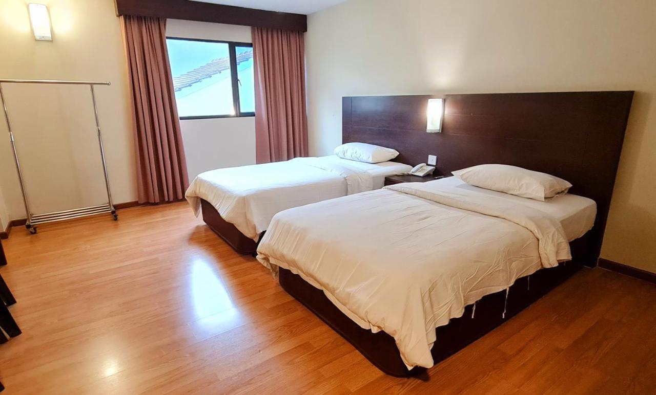 Pp Hotel By Moxy George Town Exterior photo