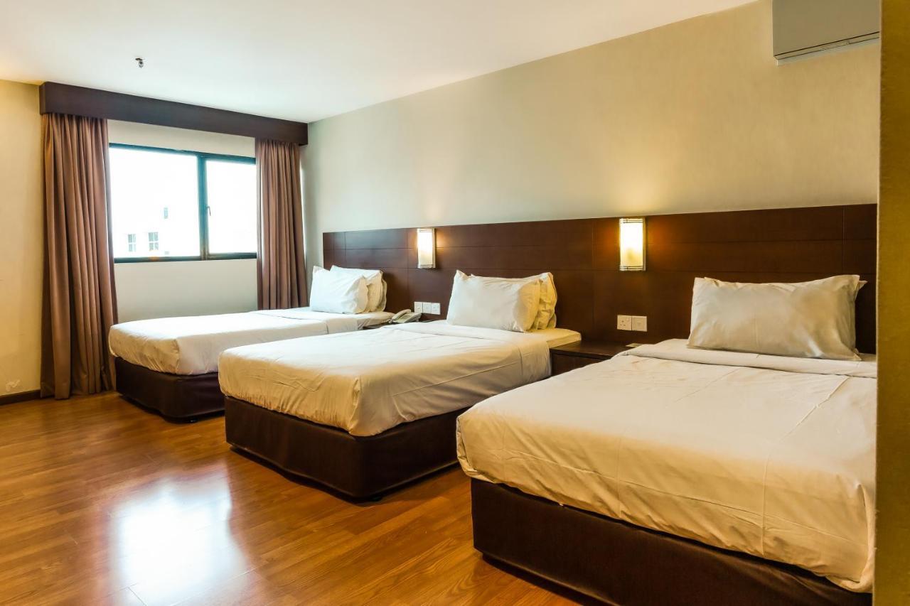 Pp Hotel By Moxy George Town Exterior photo