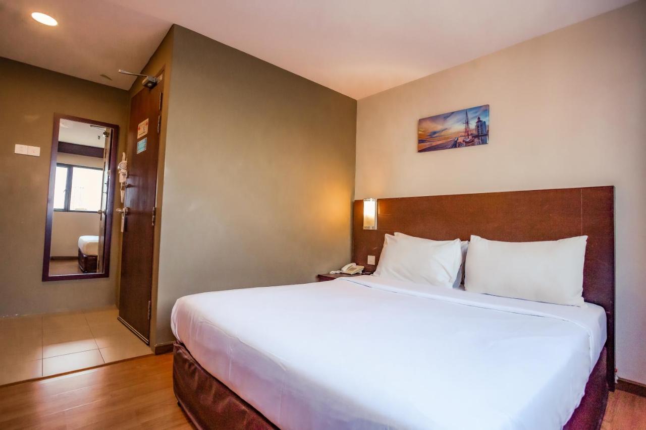 Pp Hotel By Moxy George Town Exterior photo