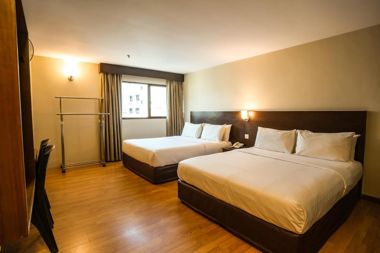 Pp Hotel By Moxy George Town Exterior photo